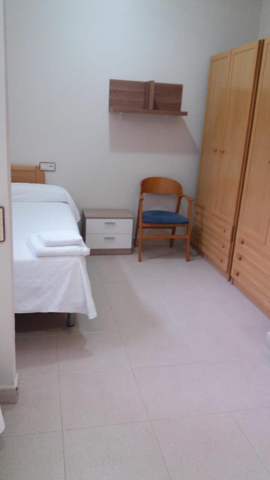 Residencial Oscense Hotel อูเอสกา ภายนอก รูปภาพ